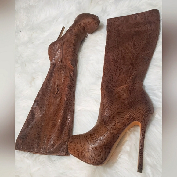 Snake Print Platform Mid Calf High Boots Size 6.5 - Picture 3 of 4
